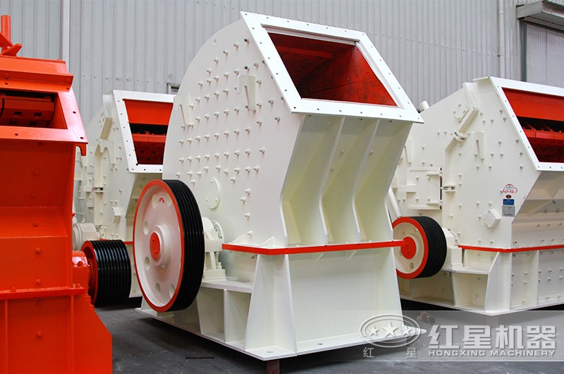 錘式破碎機(jī)，可實(shí)現(xiàn)一次成型，粒度均勻